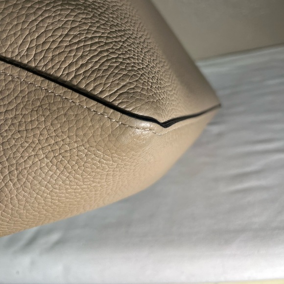 Coach Gotham Tote 34 Leather Bag C0239 Macadamia Pebbled Leather - Picture 11 of 16